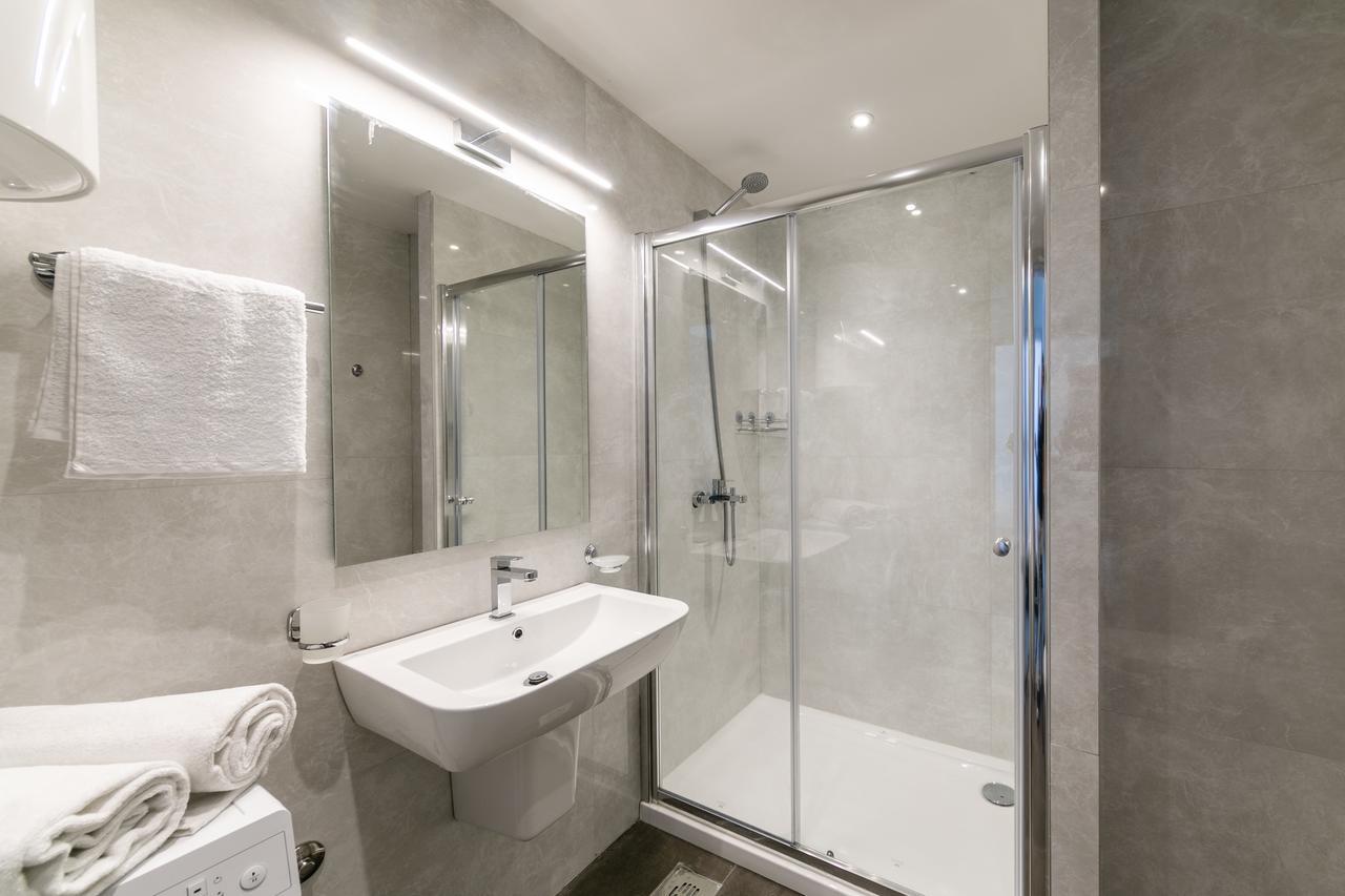 Primus Apartments Impera บุดวา ภายนอก รูปภาพ