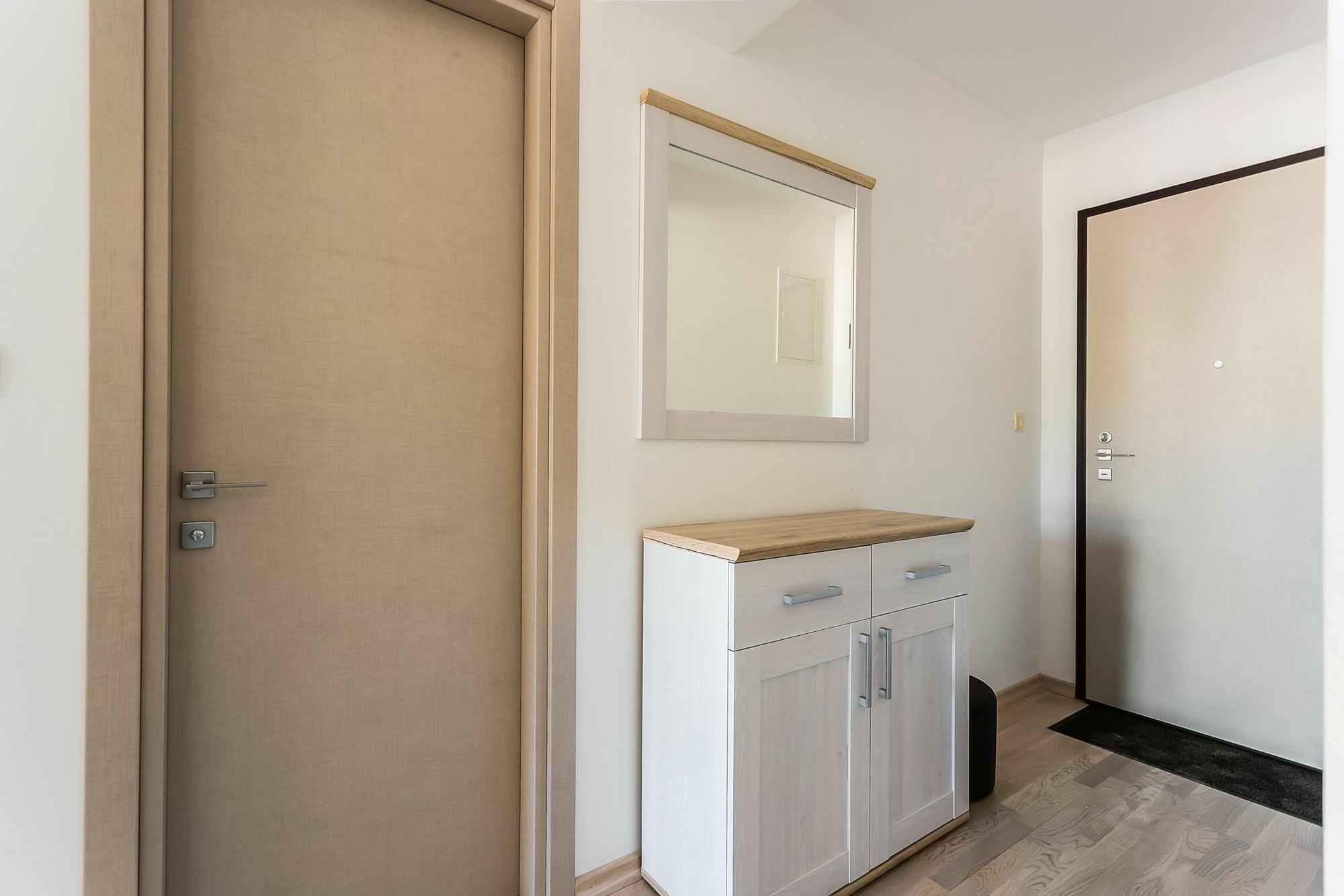 Primus Apartments Impera บุดวา ภายนอก รูปภาพ