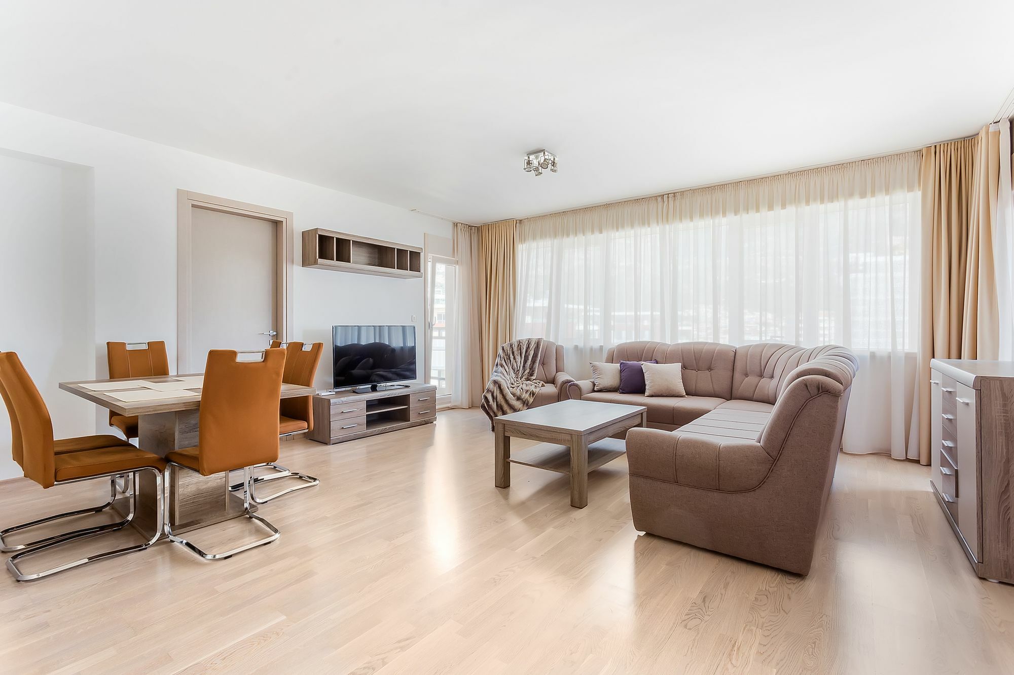 Primus Apartments Impera บุดวา ภายนอก รูปภาพ